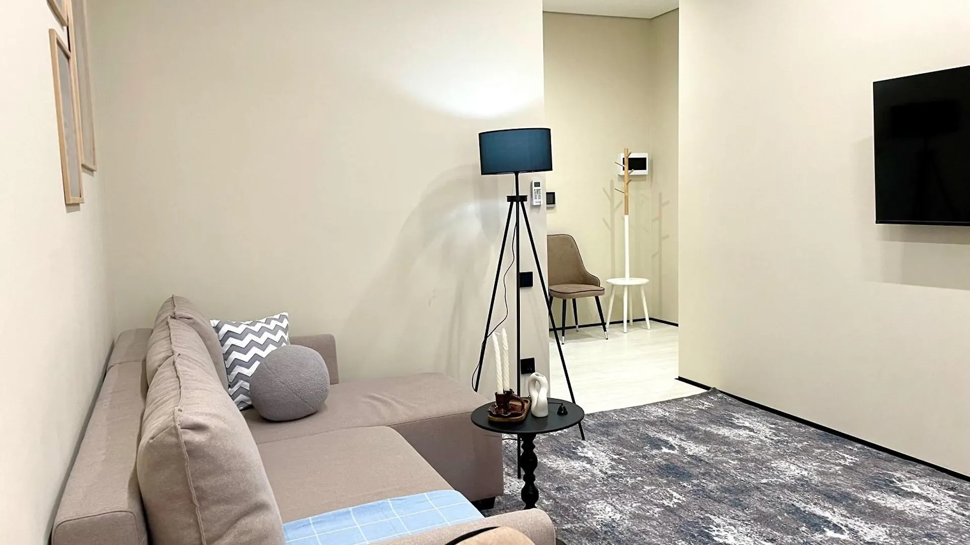 Komfort City Apartment Almaty
