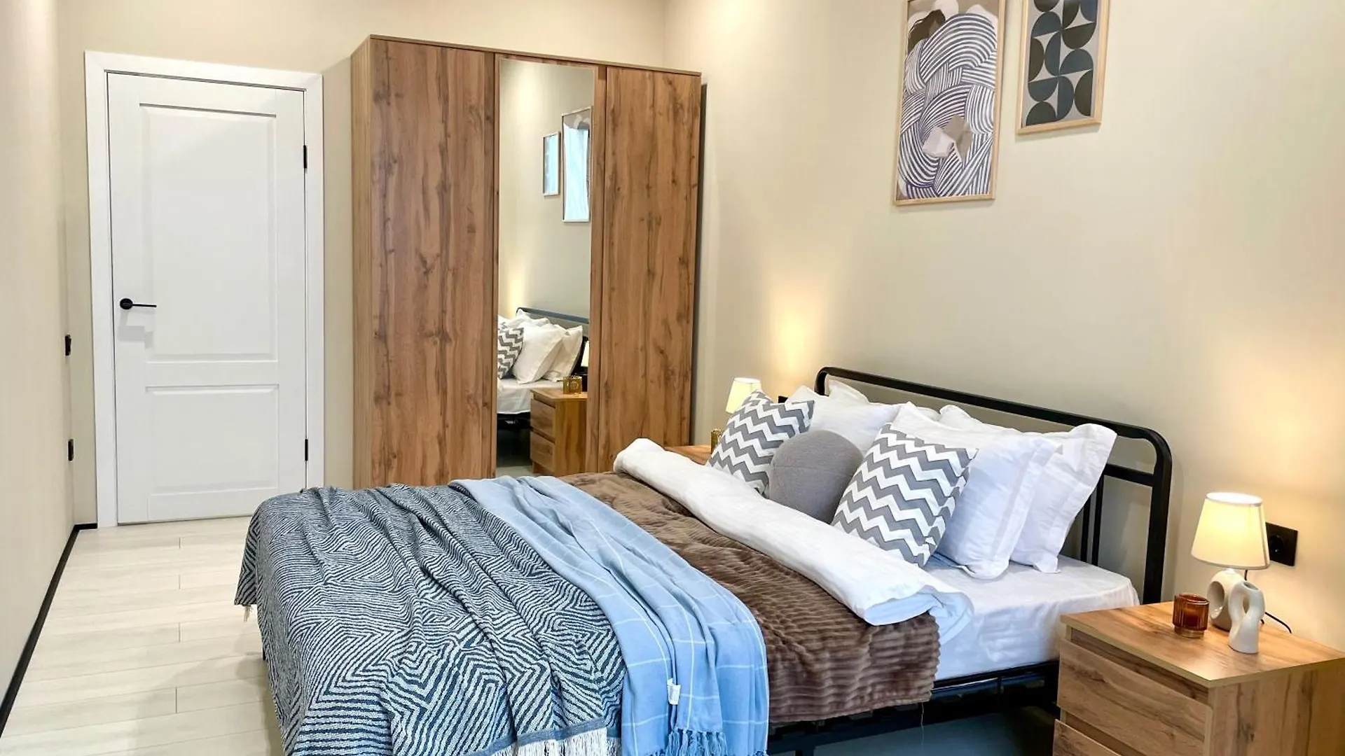 Komfort City Apartment Almaty